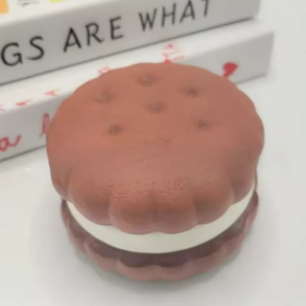 Simulated Cake Squishy